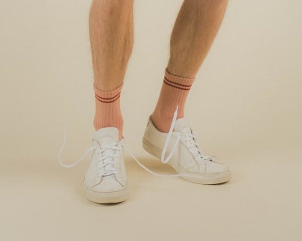 Quels types de chaussettes conviennent pour des bottes de randonnée stylées?